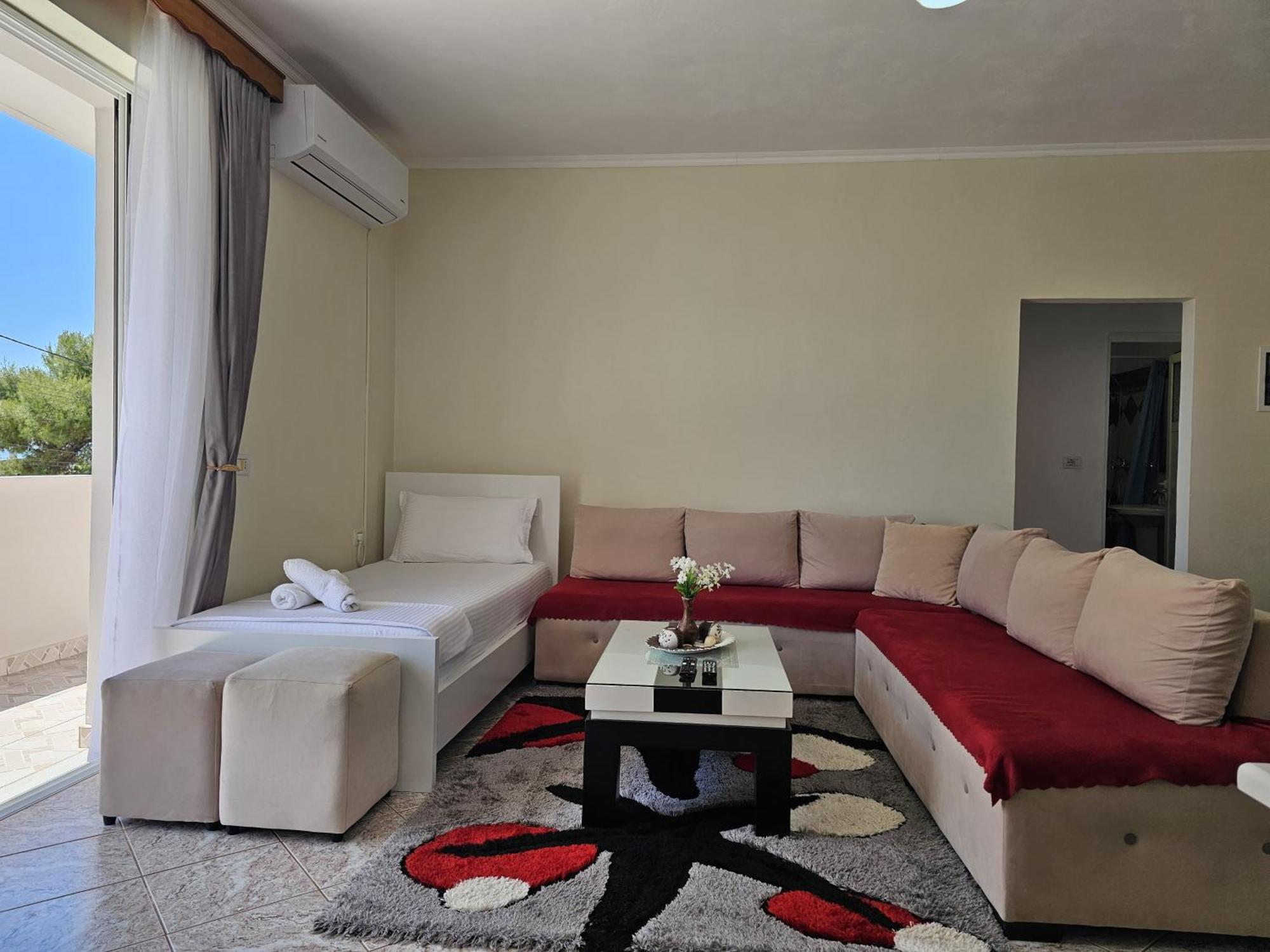 Apartment Oni