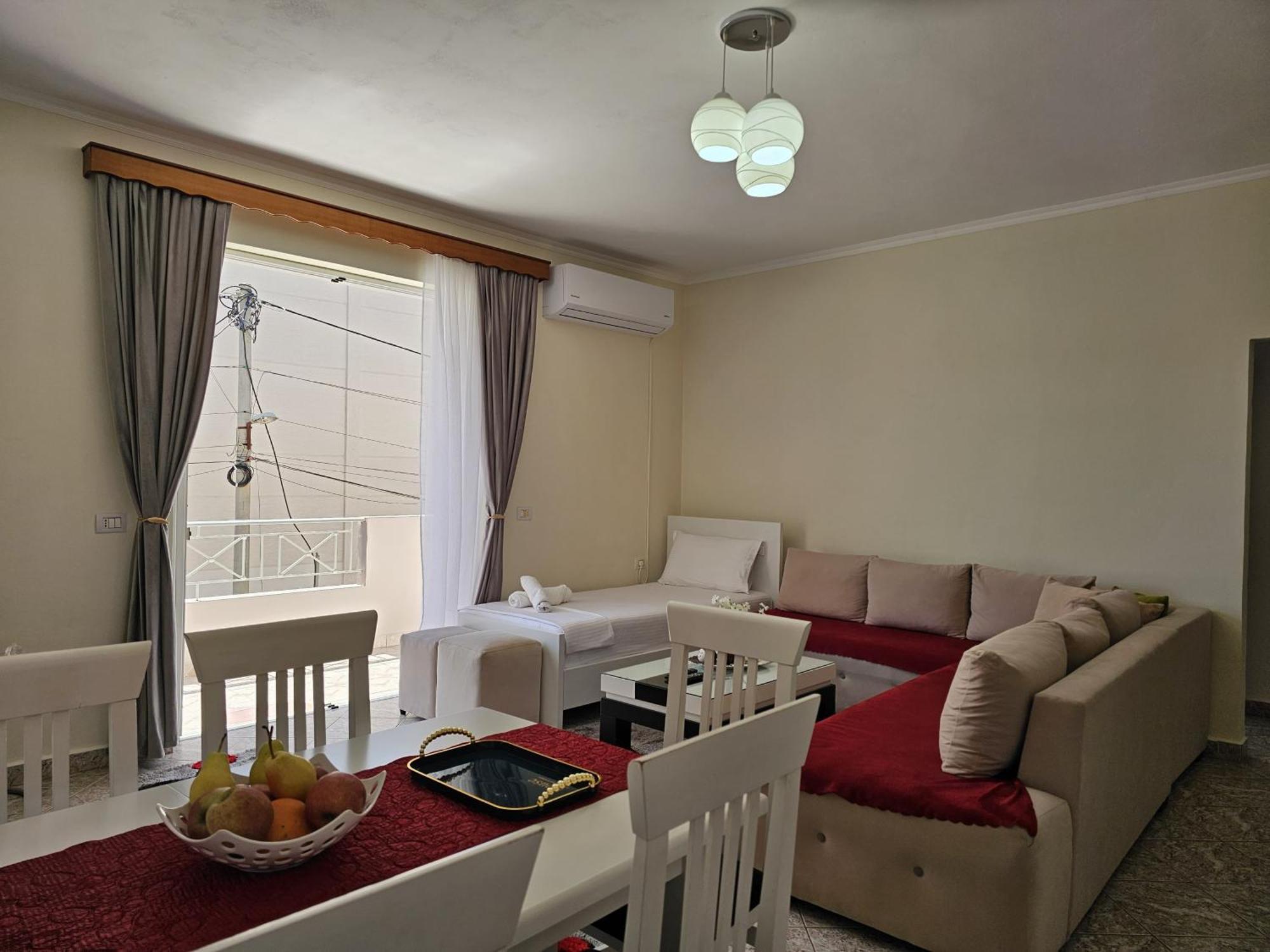 Oni Apartment Sarandë